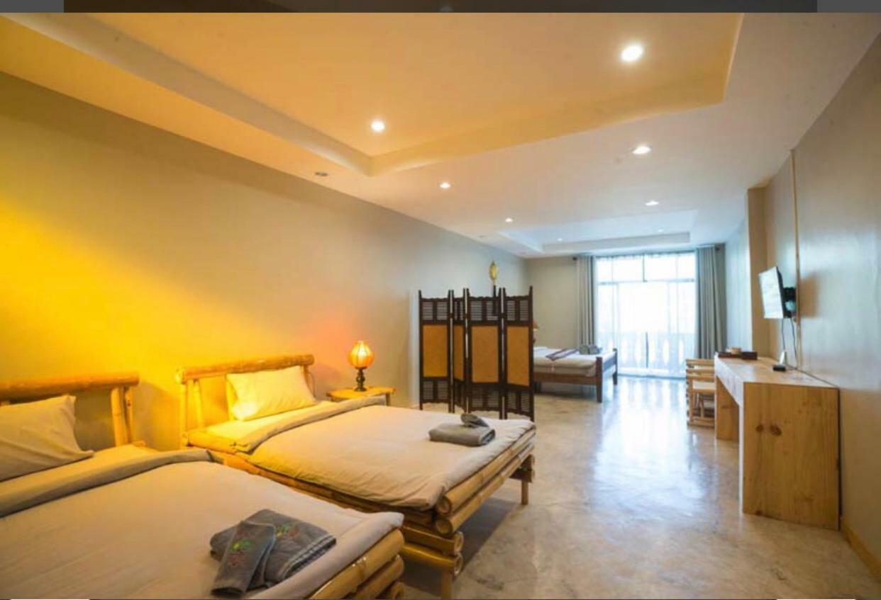Sriananpura Hotel Chiang Mai Exterior foto